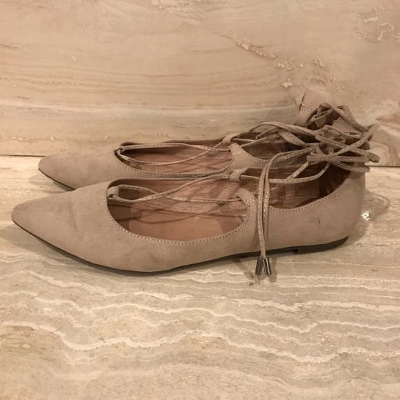 Steve Madden Lecrew Nude Suede Lace Up Flats - Picture 6 of 6